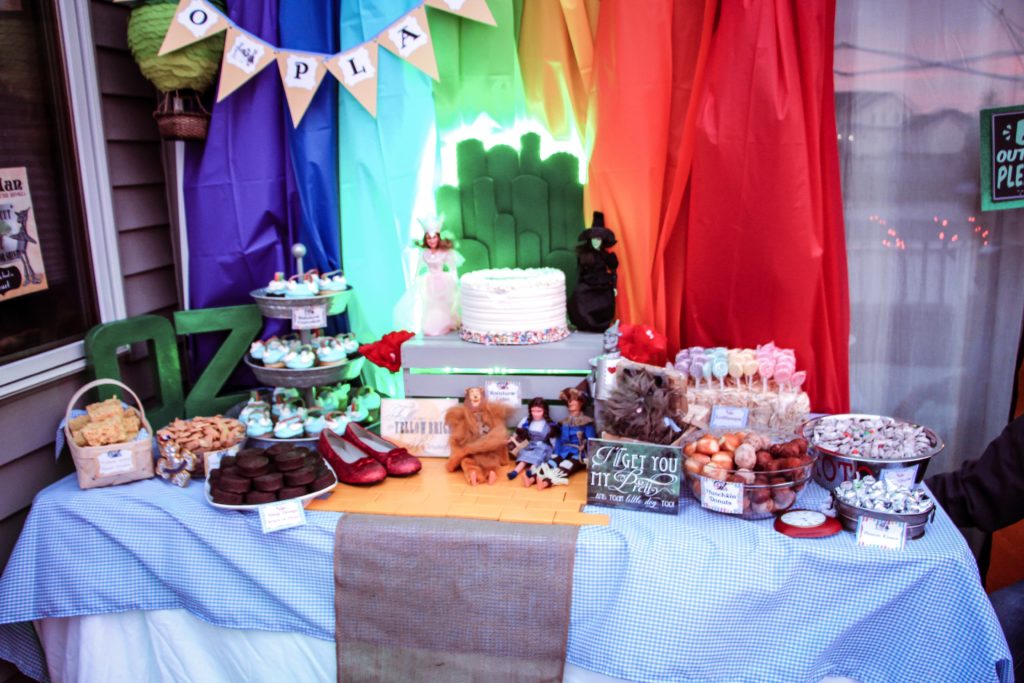 Wizard Of Oz Outdoor Movie Ideas