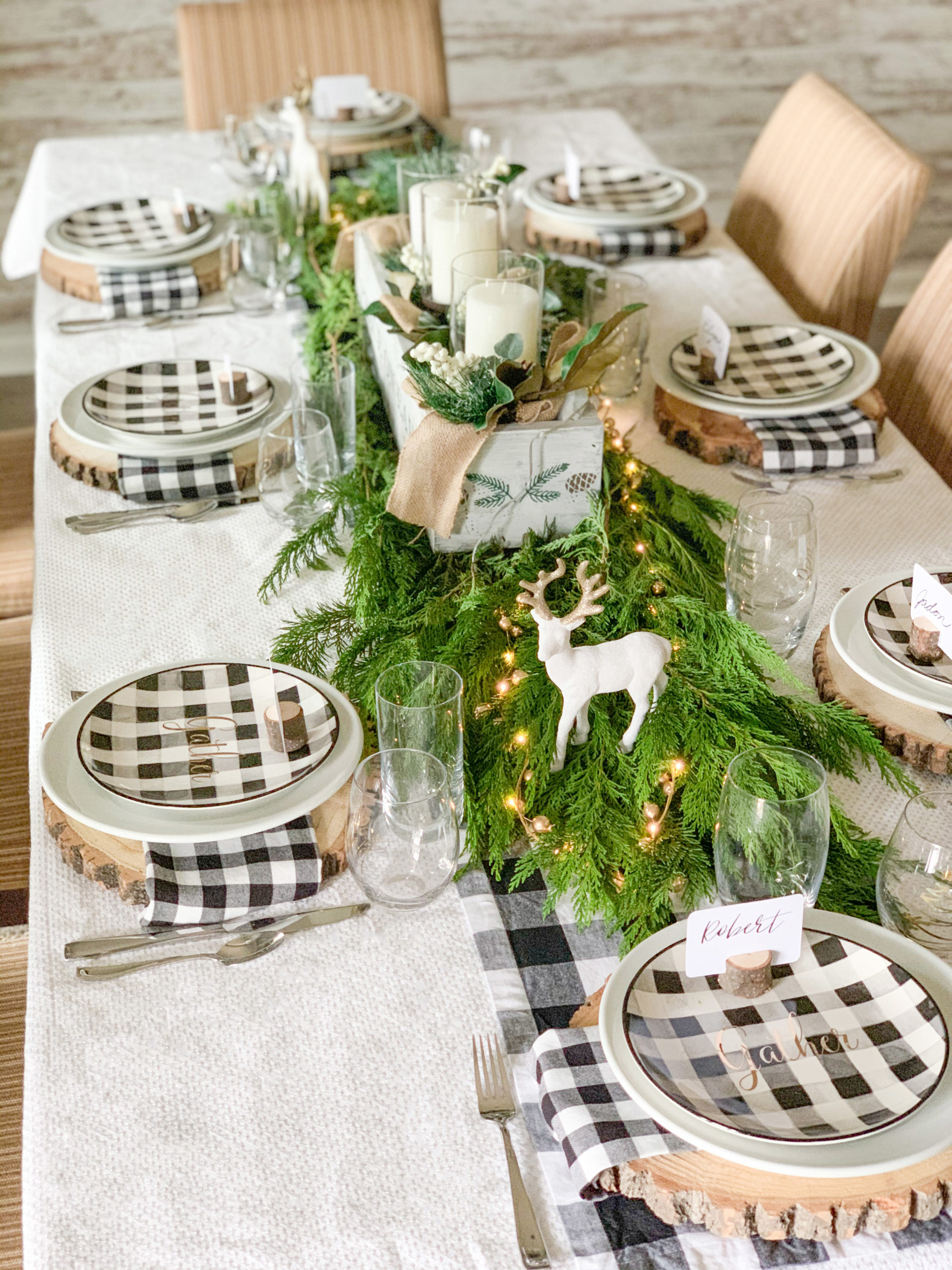 Rustic Woodland Christmas Table Decorations with Buffalo Check